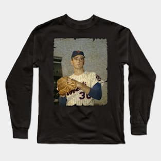 Nolan Ryan - 5,714 Career Strikeouts Long Sleeve T-Shirt